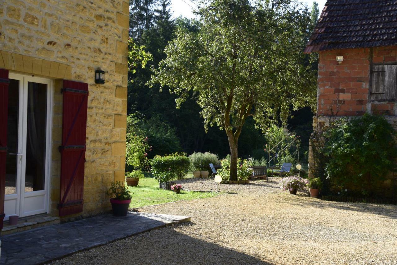 La Chabotine Bed & Breakfast Allas-Les-Mines Bagian luar foto