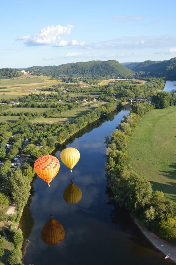 La Chabotine Bed & Breakfast Allas-Les-Mines Bagian luar foto