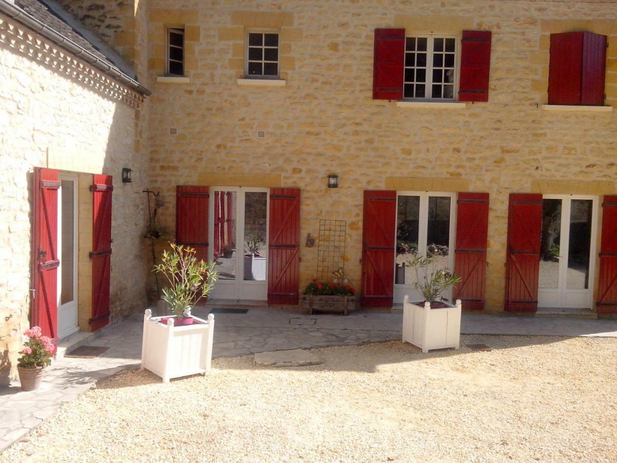 La Chabotine Bed & Breakfast Allas-Les-Mines Bagian luar foto