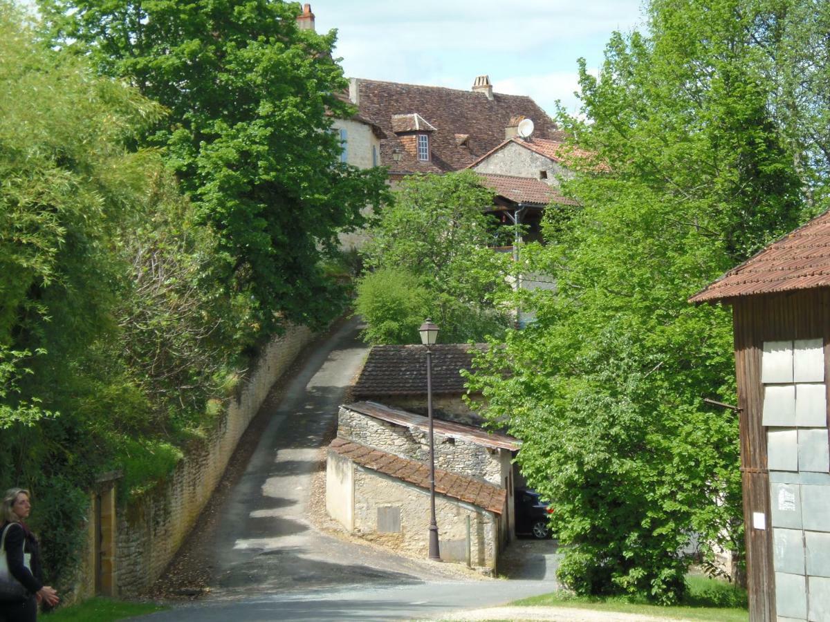 La Chabotine Bed & Breakfast Allas-Les-Mines Bagian luar foto